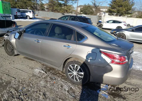 2014 Nissan Altima 2.5 S z USA, uszkodzony, nr VIN 1N4AL3APXEC102460